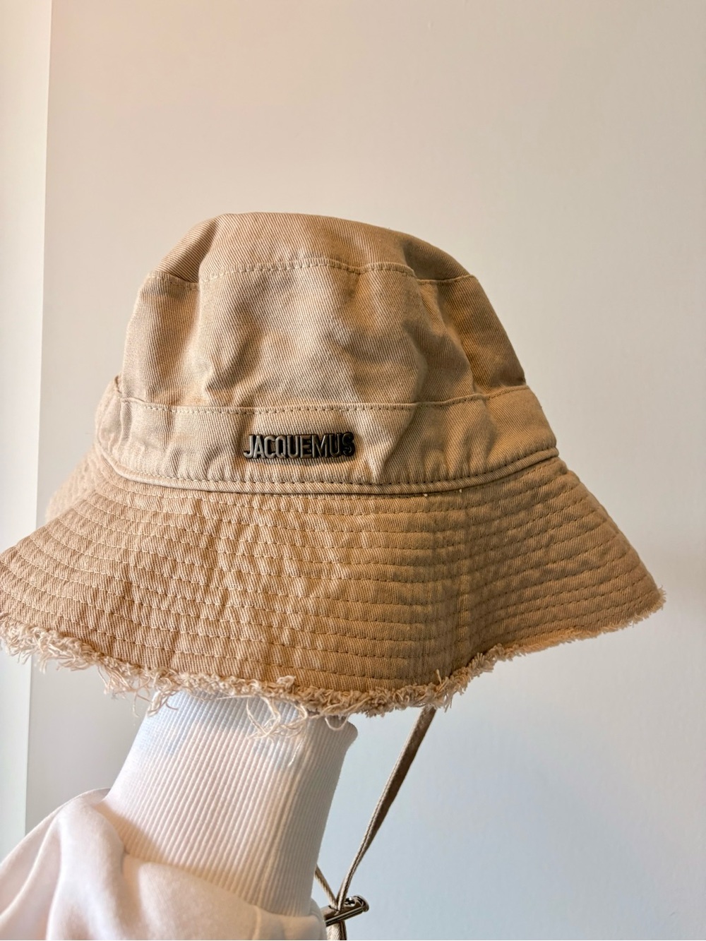 Jacquemus Cream Frayed-Edge Canvas Bucket Hat